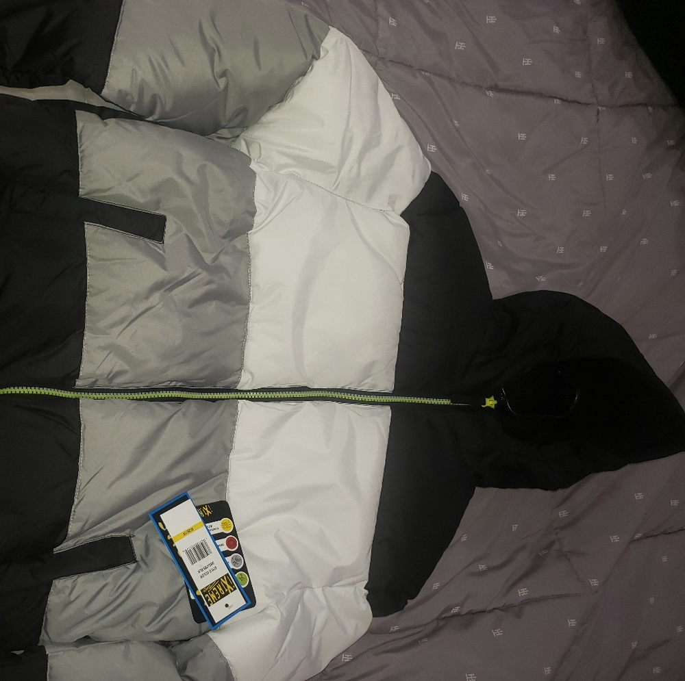 jacket - Picture 2 of 4
